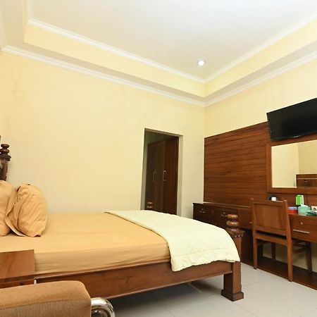 Mcm Hotel Wisata Bojonegoro Eksteriør bilde