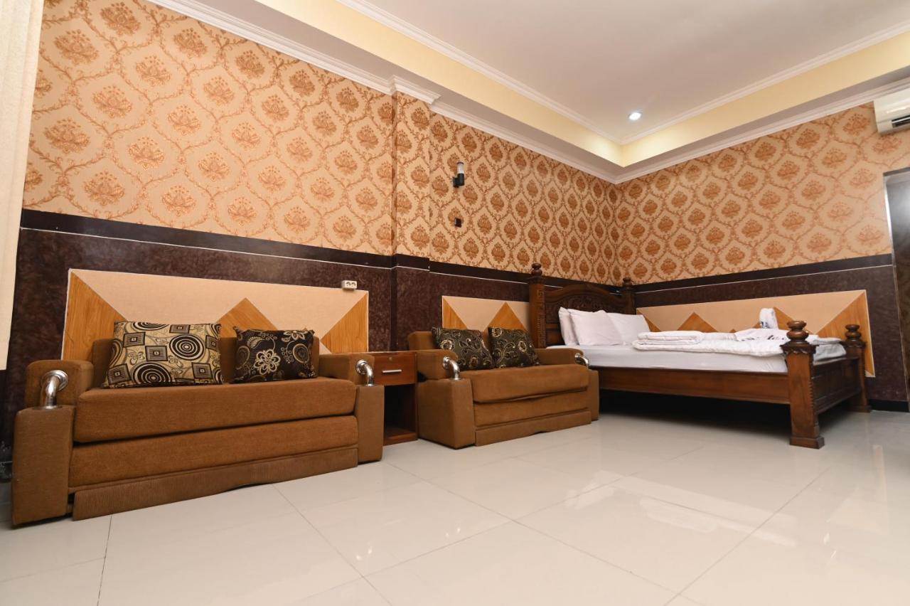 Mcm Hotel Wisata Bojonegoro Eksteriør bilde